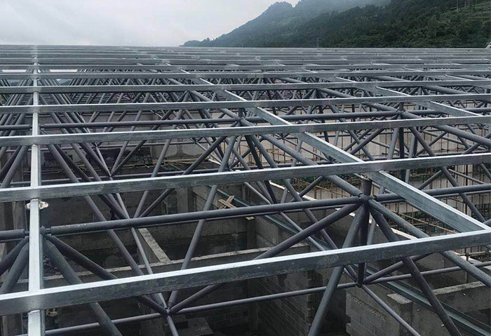 陕西仁怀冠英学校艺体楼网架